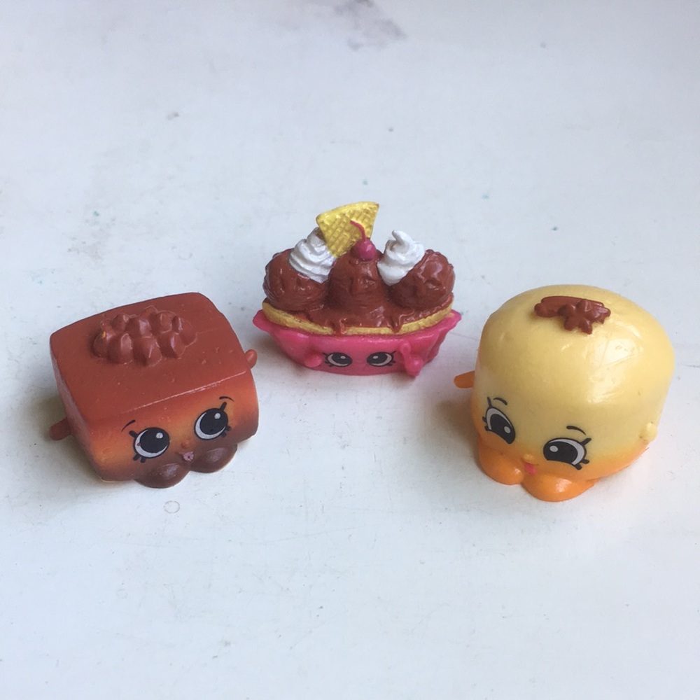 Shopkins Cake Miniature Figures Hot Spot Kitchen Ice Cream Sundae Pencil Topper